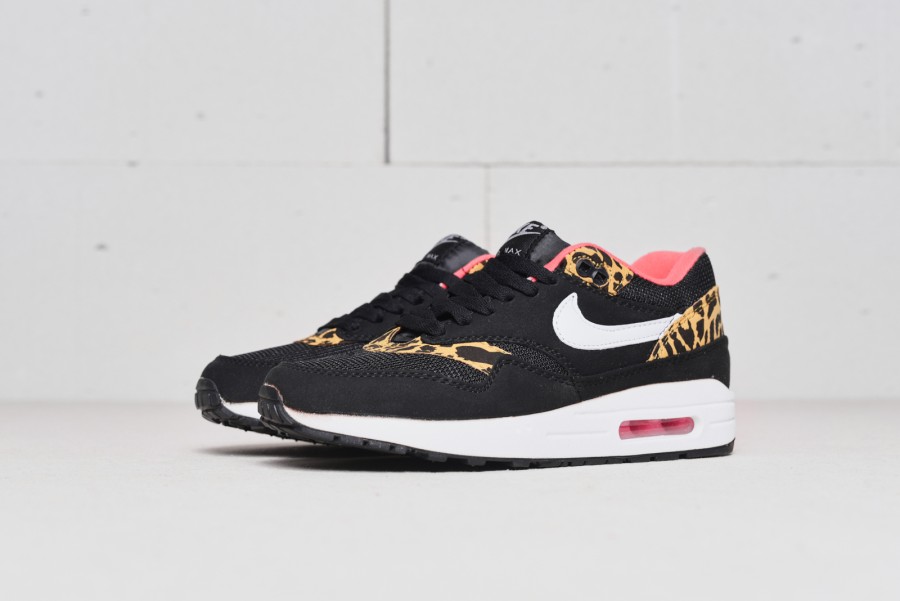 Кроссовки Nike Air Max 1
