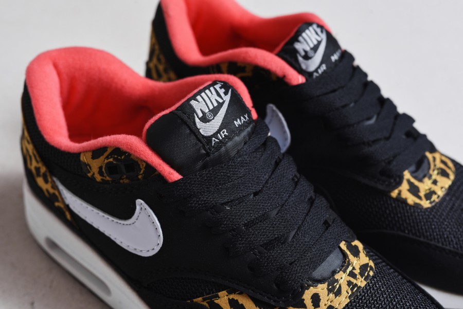 Кроссовки Nike Air Max 1