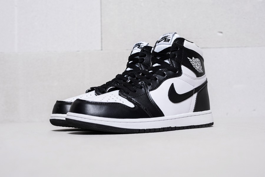 Кроссовки Air Jordan 1 Retro