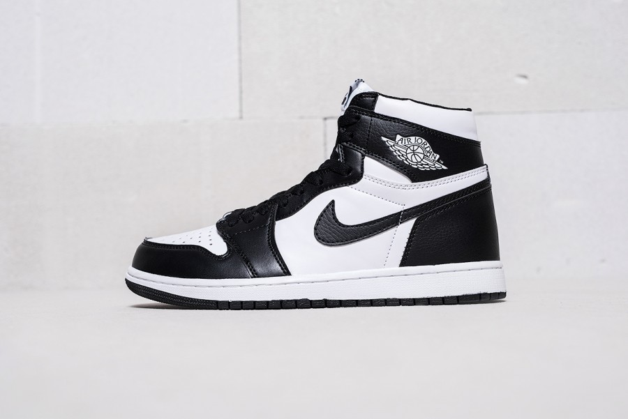 Кроссовки Air Jordan 1 Retro