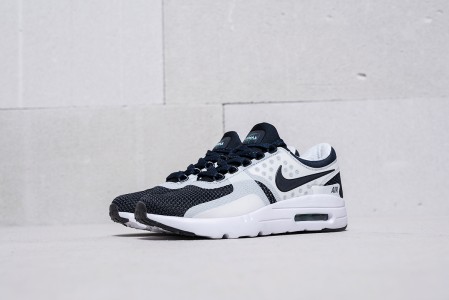 Кроссовки Nike Air Max Zero