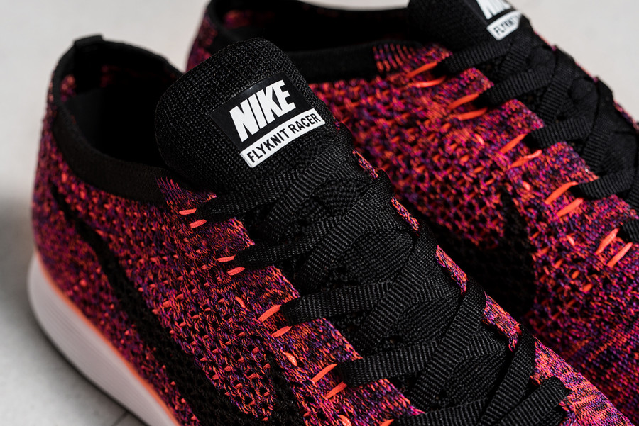 Кроссовки Nike Flyknit Racer