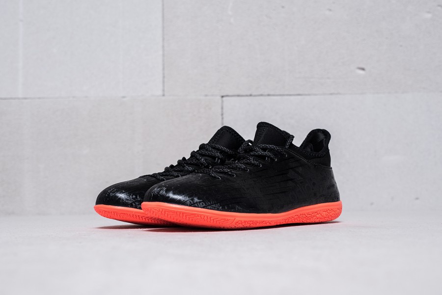 Футбольная обувь Adidas Х 16.3 IC