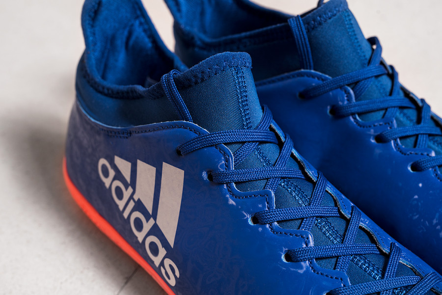 Футбольная обувь adidas X 16.3 IC
