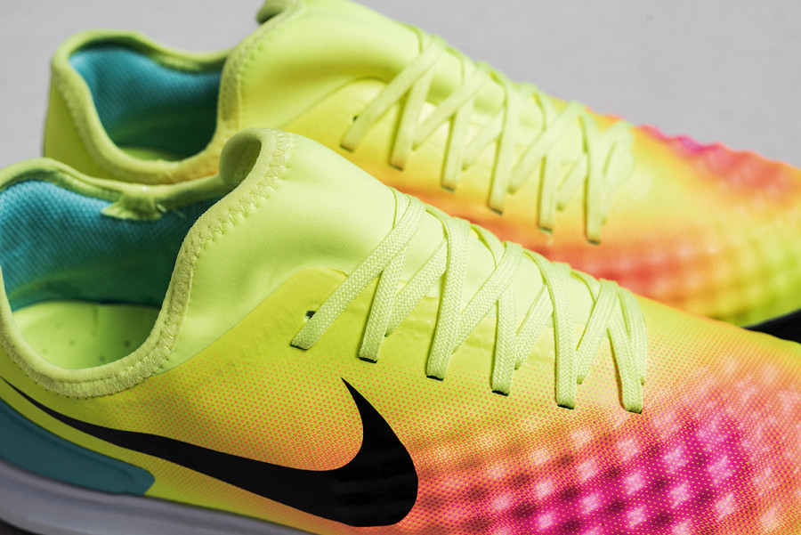 Футбольная обувь Nike MagistaX Finale II IC
