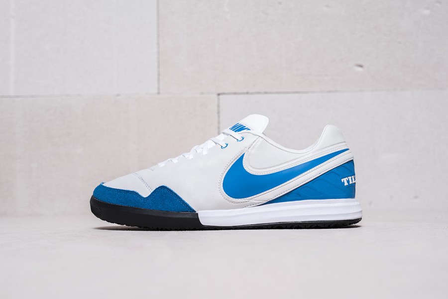 Футбольная обувь Nike Tiempo X Proximo IC