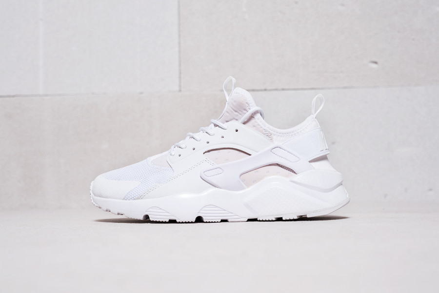 Кроссовки Nike Air Huarache Run Ultra