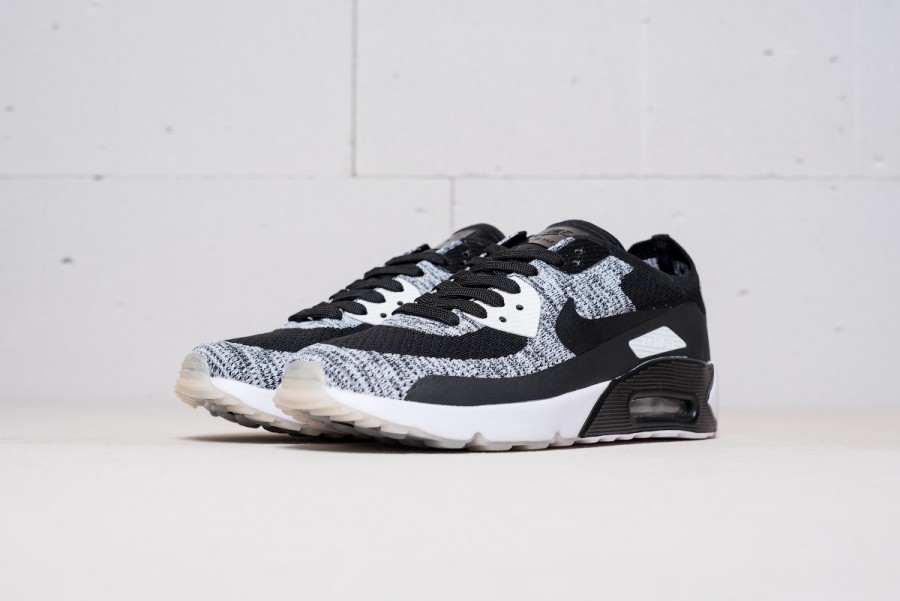Кроссовки Nike Air Max 90 Ultra 2.0 Flyknit