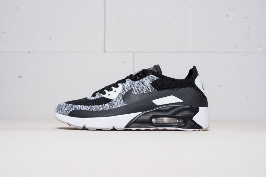 Кроссовки Nike Air Max 90 Ultra 2.0 Flyknit