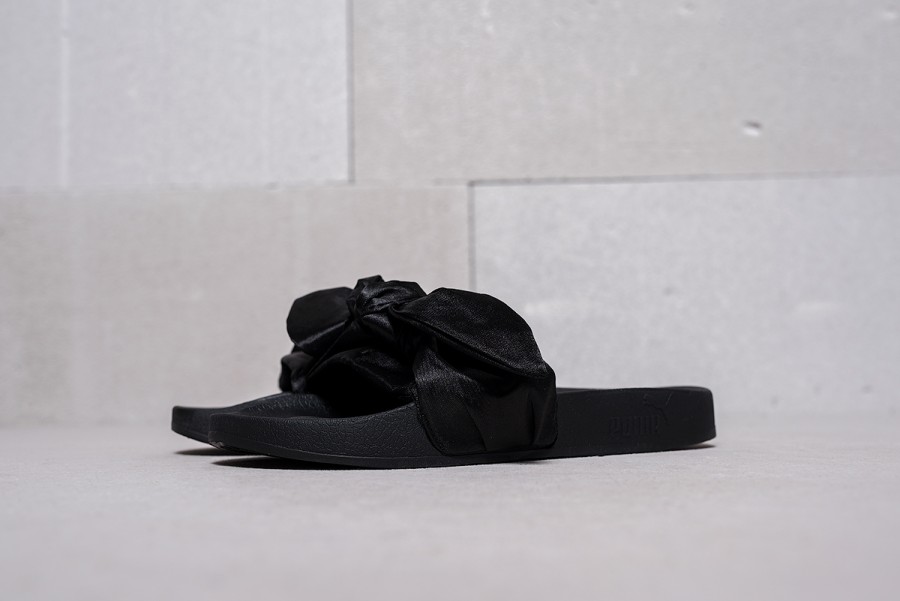 Шлепанцы Puma Bow Slide Wns x Rihanna Fenty