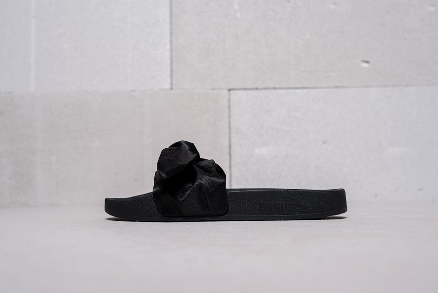 Шлепанцы Puma Bow Slide Wns x Rihanna Fenty