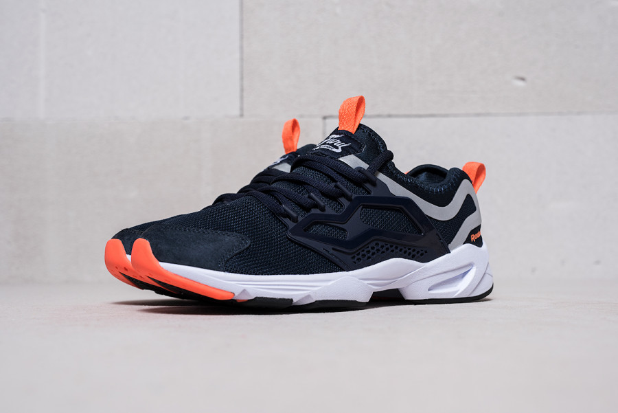 Кроссовки Reebok Fury Adapt AC