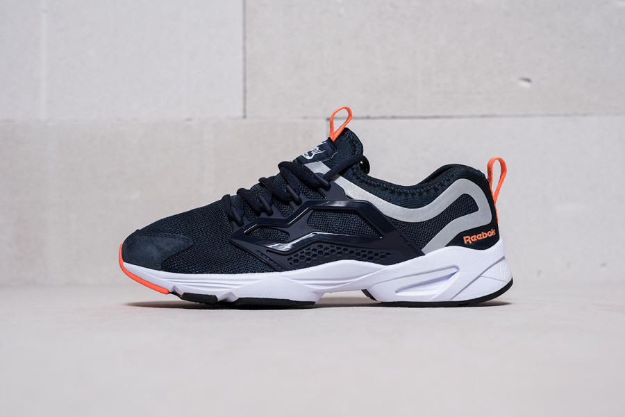 Кроссовки Reebok Fury Adapt AC