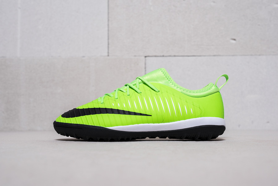 Футбольная обувь Nike MercurialX Finale II TF