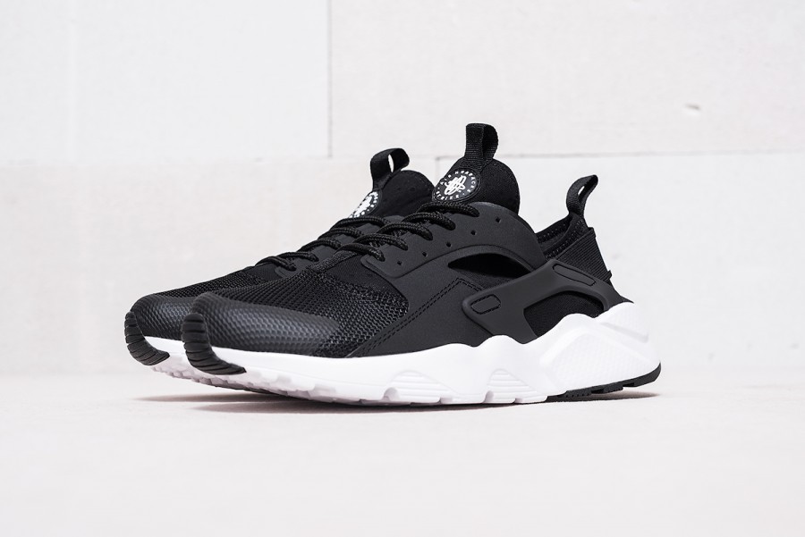 Кроссовки Nike Air Huarache Run Ultra