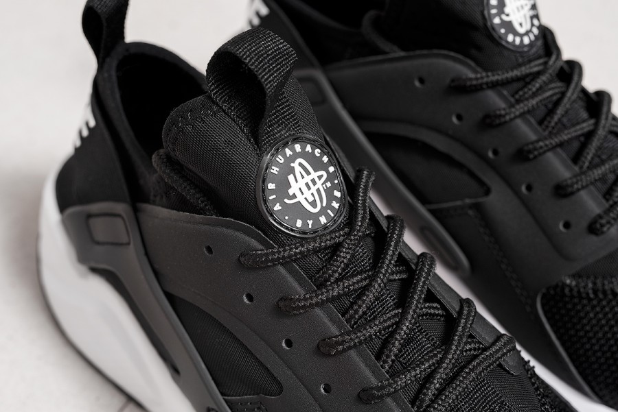 Кроссовки Nike Air Huarache Run Ultra