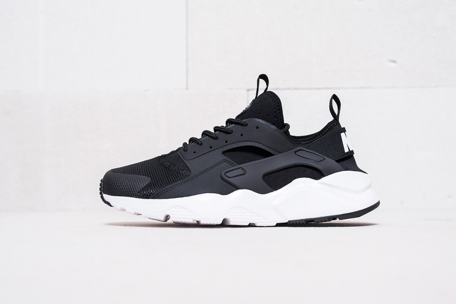 Кроссовки Nike Air Huarache Run Ultra