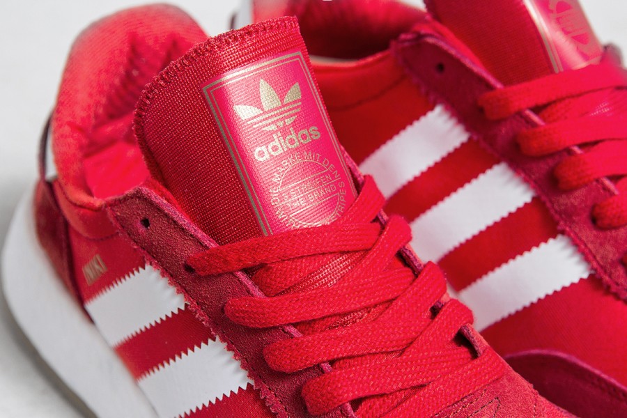 Кроссовки Adidas Iniki Runner Boost