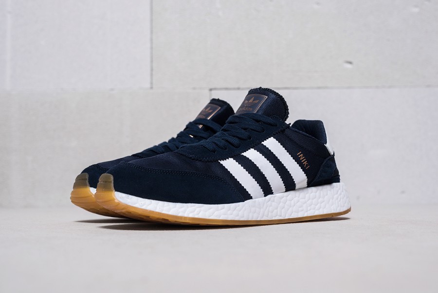 Кроссовки Adidas Iniki Runner Boost