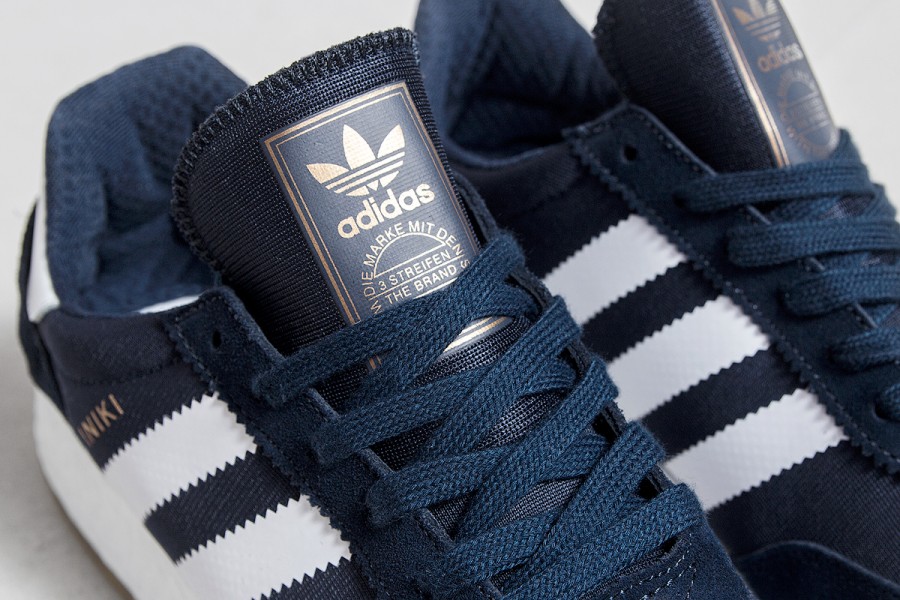 Кроссовки Adidas Iniki Runner Boost