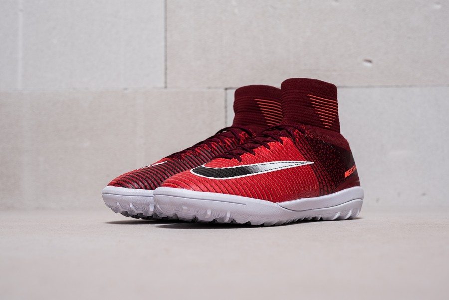 Футбольная обувь Nike MercurialX Proximo II TF