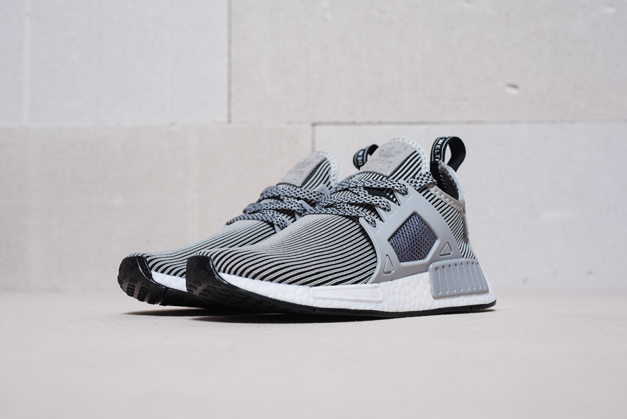Кроссовки Adidas NMD Primeknit XR1