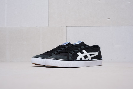 Кроссовки Asics Street Trono