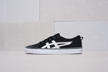 Кроссовки Asics Street Trono