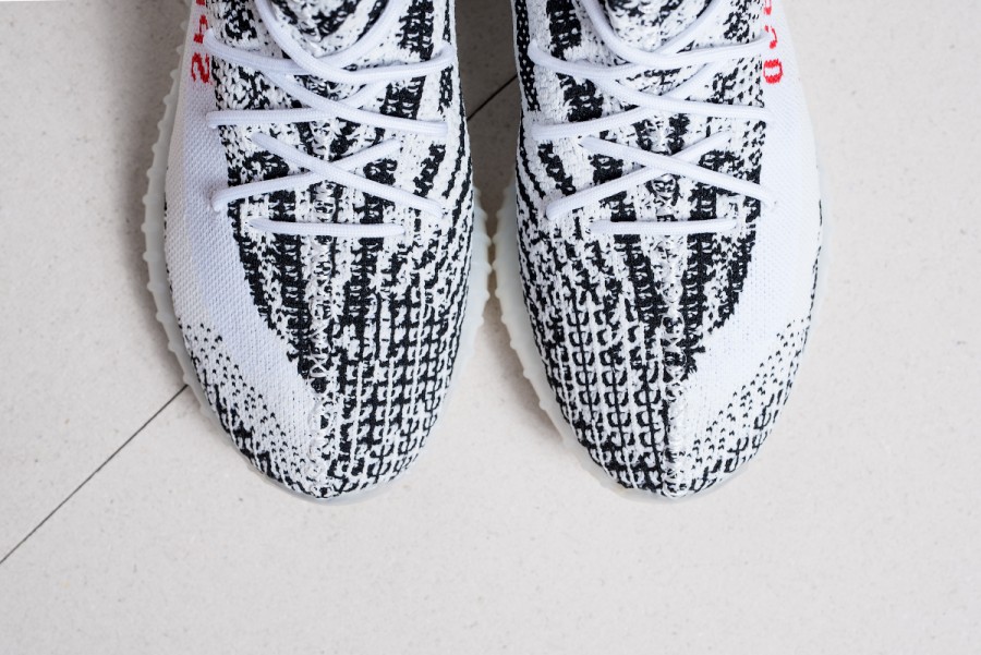 Кроссовки Adidas Yeezy 350 V2 Zebra