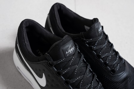 Кроссовки Nike Air Max Zero