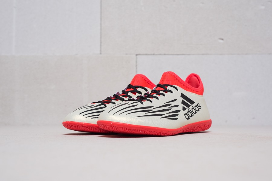 Футбольная обувь Adidas X 16.3 IC