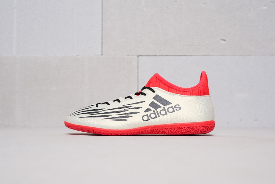 Футбольная обувь Adidas X 16.3 IC