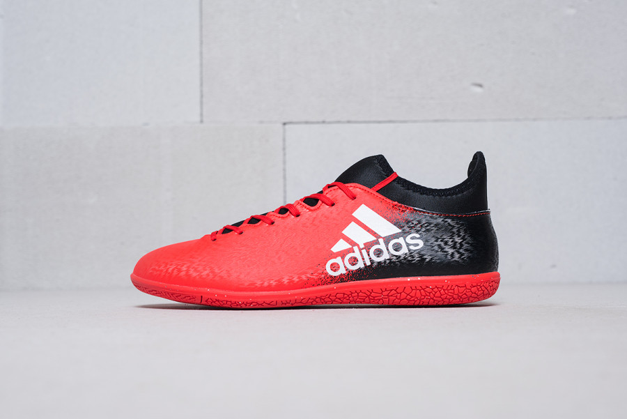 Футбольная обувь Adidas X 16.3 IC
