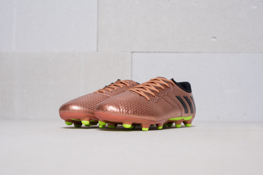 Футбольная обувь Adidas MESSI 15.3 FG