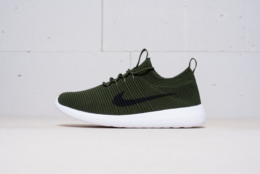 Кроссовки Nike Roshe Two Flyknit V2