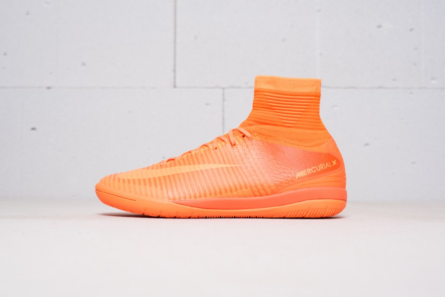 Футбольная обувь Nike MercurialX Proximo II IC