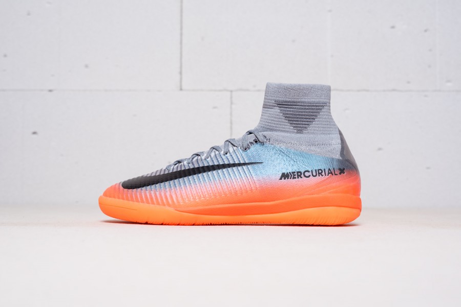 Футбольная обувь Nike MercurialX Proximo II IC