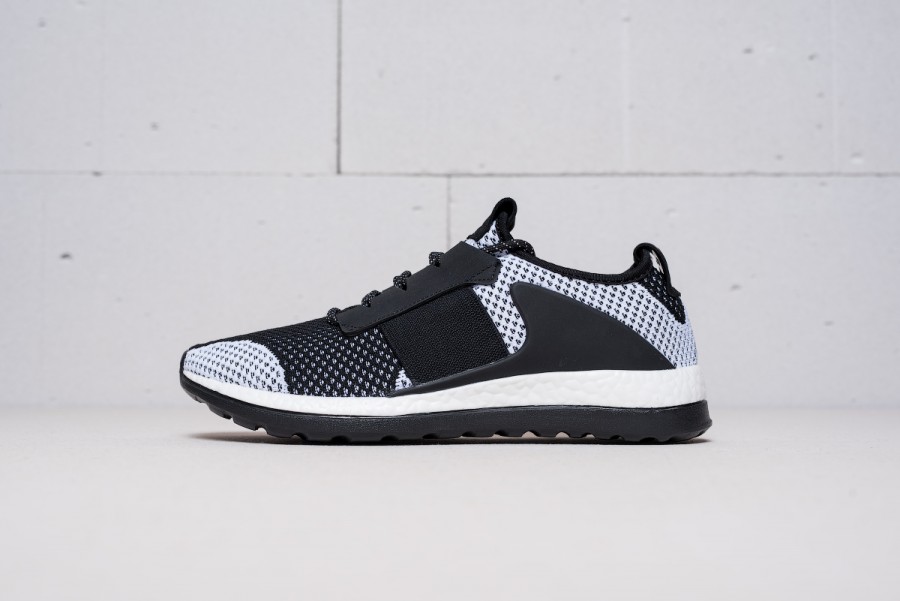 Кроссовки Adidas Consortium Day One Pure Boost ZG