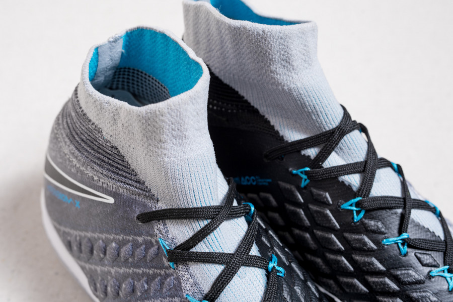 Футбольная обувь Nike HypervenomX Proximo II DF TF