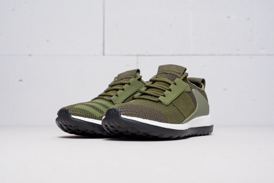 Кроссовки Adidas Consortium Day One Pure Boost ZG