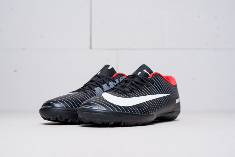 Футбольная обувь Nike Mercurial Victory VI TF