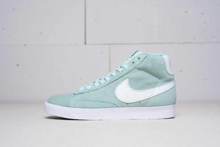 Кроссовки Nike Blazer Mid
