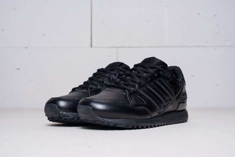 Кроссовки Adidas ZX 750