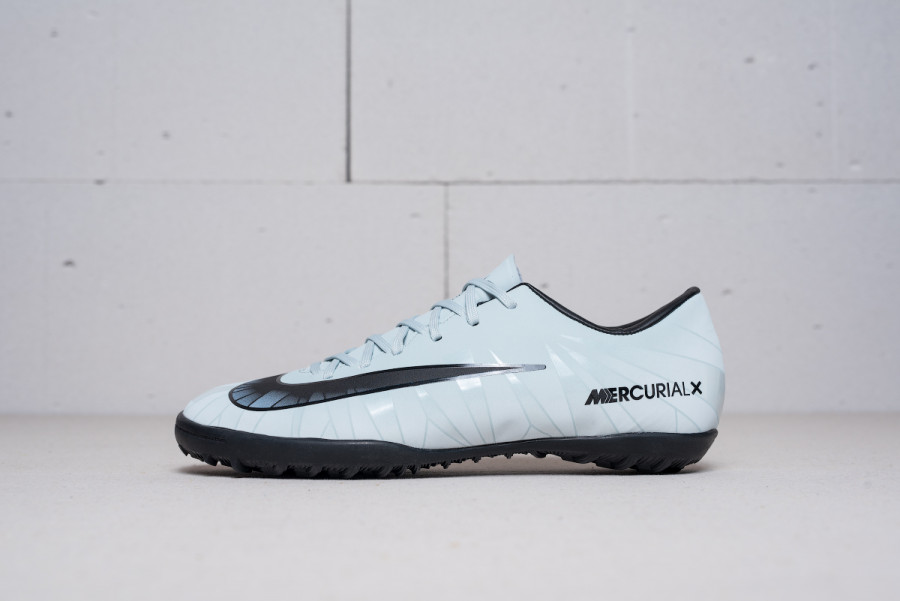 Футбольная обувь Nike Mercurial Victory VI CR7 TF