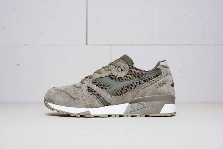 Кроссовки Diadora N9000