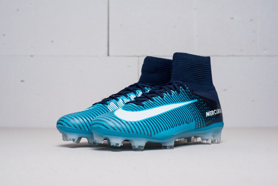 Футбольная обувь Nike Mercurial Superfly V FG