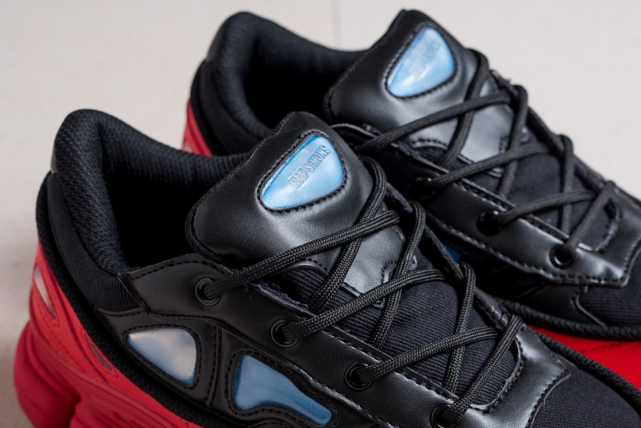 Кроссовки Adidas Raf Simons Ozweego 2