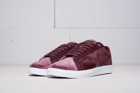 Кроссовки Nike SB Blazer Low