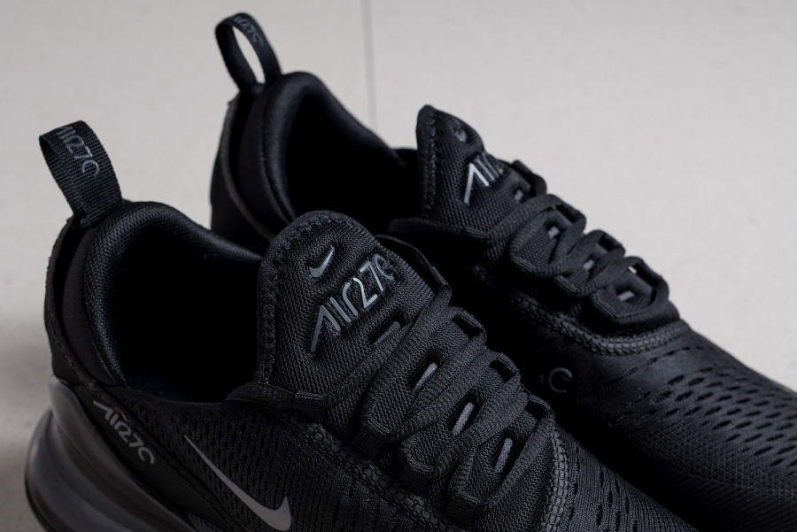 Кроссовки Nike Air Max 270