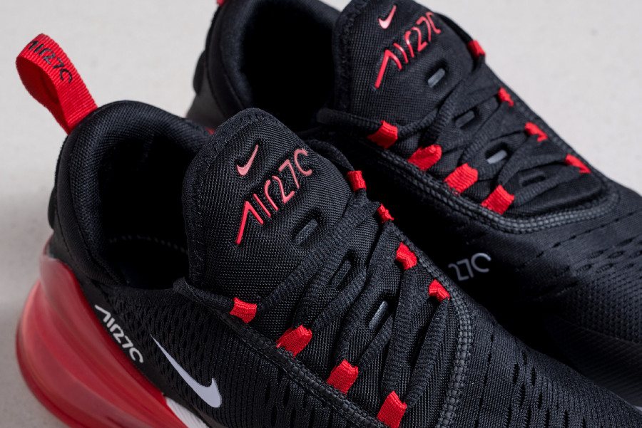 Кроссовки Nike Air Max 270